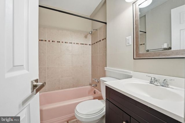 9804 MAURY LN, Manassas, VA 20110