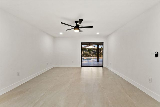 8019 RIVER COUNTRY DRIVE, Weeki Wachee, FL 34607