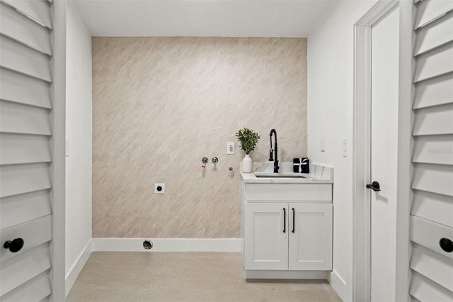 8019 RIVER COUNTRY DRIVE, Weeki Wachee, FL 34607