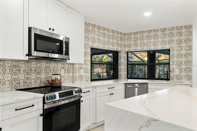 8019 RIVER COUNTRY DRIVE, Weeki Wachee, FL 34607