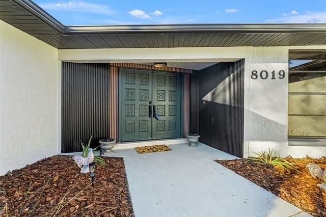 8019 RIVER COUNTRY DRIVE, Weeki Wachee, FL 34607