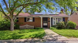 88 Lilmont Dr, Swissvale, PA 15218