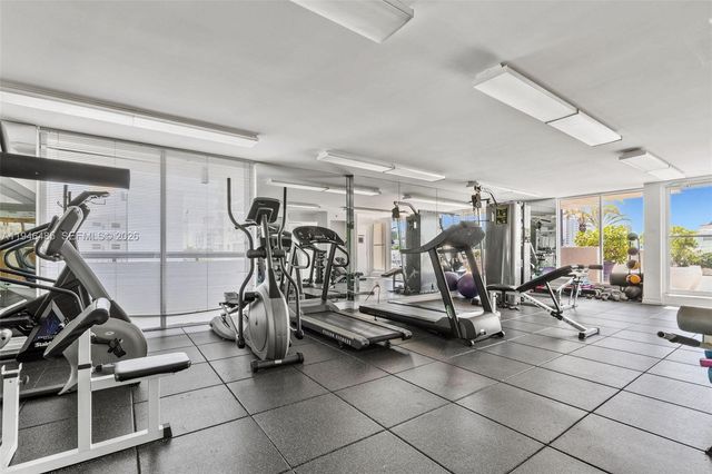 1775 Washington Ave 4C, Miami Beach, FL 33139