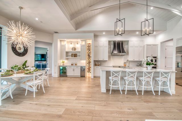 7001 SW Pentalago Circle, Palm City, FL 34990