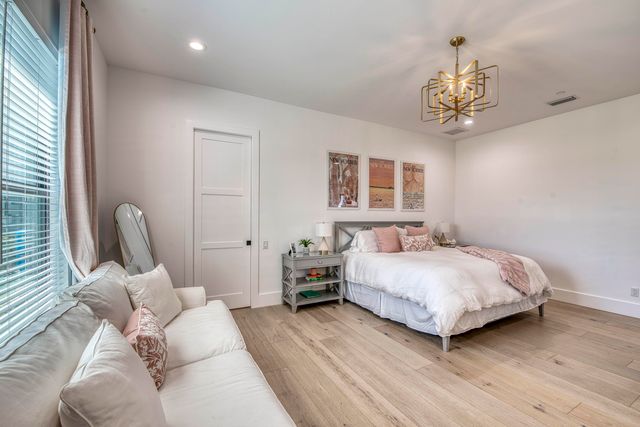 7001 SW Pentalago Circle, Palm City, FL 34990