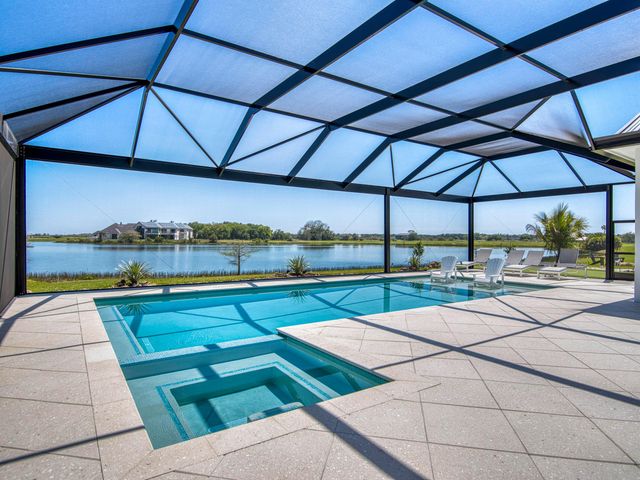 7001 SW Pentalago Circle, Palm City, FL 34990