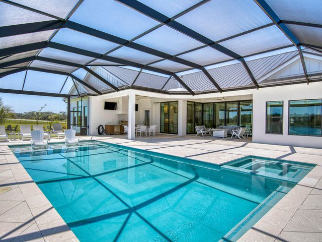 7001 SW Pentalago Circle, Palm City, FL 34990