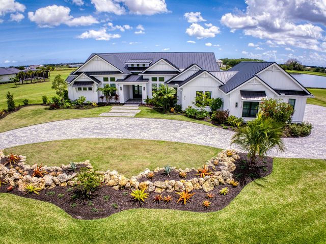 7001 SW Pentalago Circle, Palm City, FL 34990