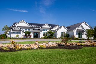 7001 SW Pentalago Circle, Palm City, FL 34990