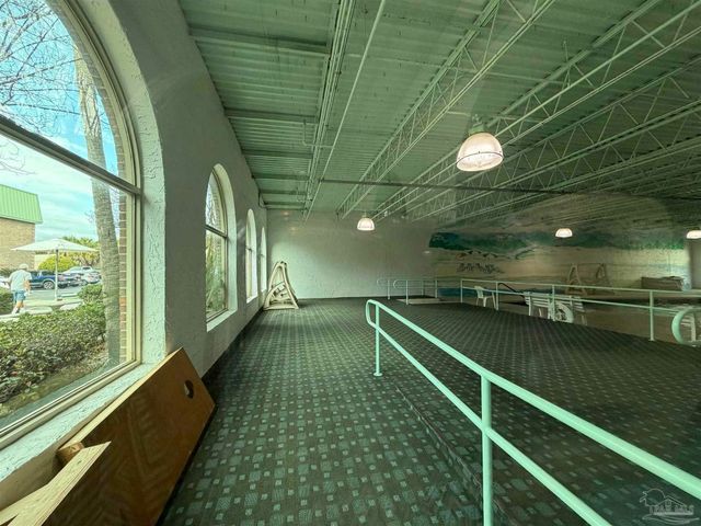 224 E Garden St 305, Pensacola, FL 32502