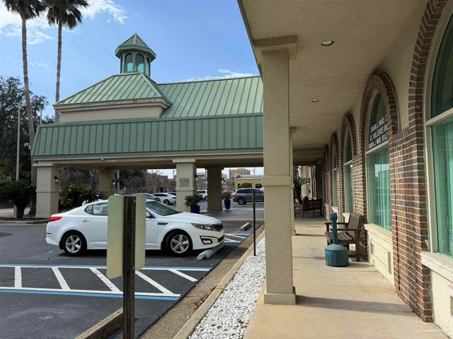 224 E Garden St 305, Pensacola, FL 32502