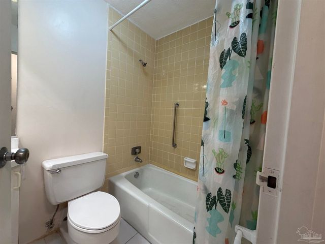 224 E Garden St 305, Pensacola, FL 32502