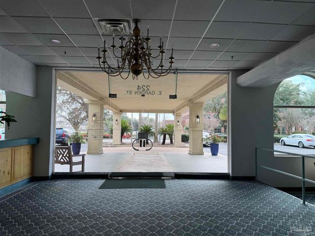 224 E Garden St 305, Pensacola, FL 32502