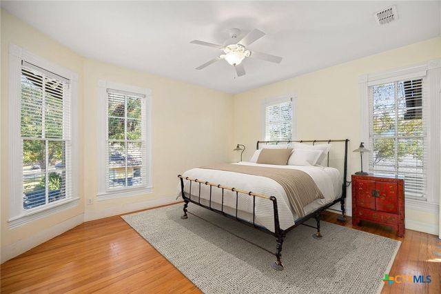 1001 S Church Street, Georgetown, TX 78626