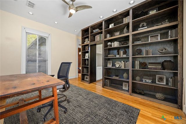 1001 S Church Street, Georgetown, TX 78626