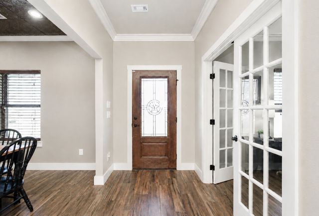 1872 County Road 329, Gainesville, TX 76240