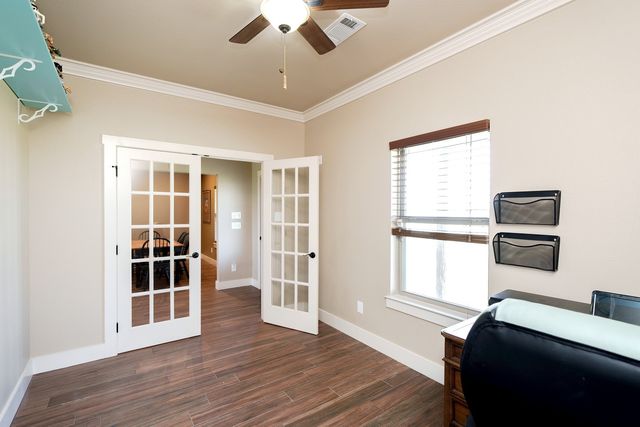 1872 County Road 329, Gainesville, TX 76240