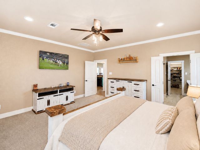 1872 County Road 329, Gainesville, TX 76240