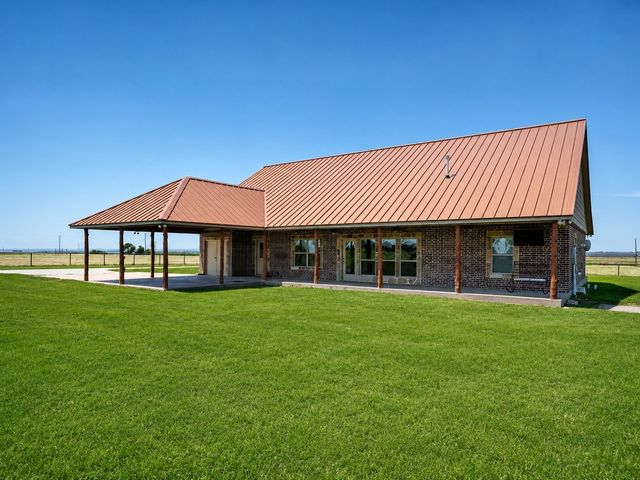 1872 County Road 329, Gainesville, TX 76240