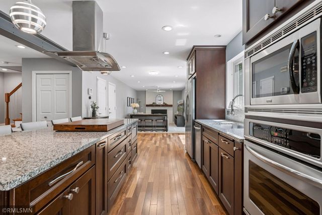 15039 91st Avenue N, Maple Grove, MN 55369