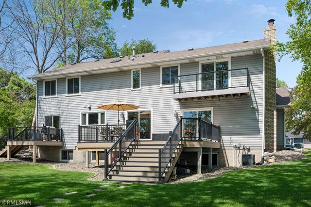 15039 91st Avenue N, Maple Grove, MN 55369