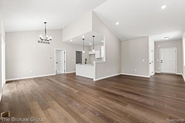 1470 Lincoln Street, Lapeer, MI 48446