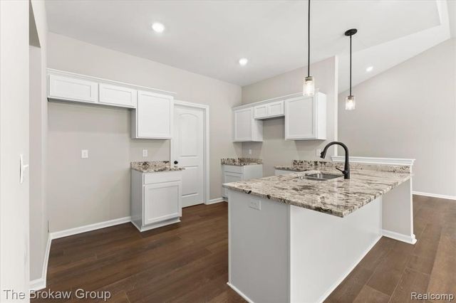 1470 Lincoln Street, Lapeer, MI 48446