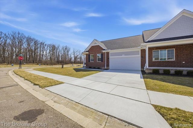 1470 Lincoln Street, Lapeer, MI 48446