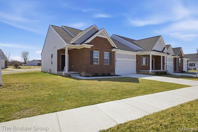 1470 Lincoln Street, Lapeer, MI 48446