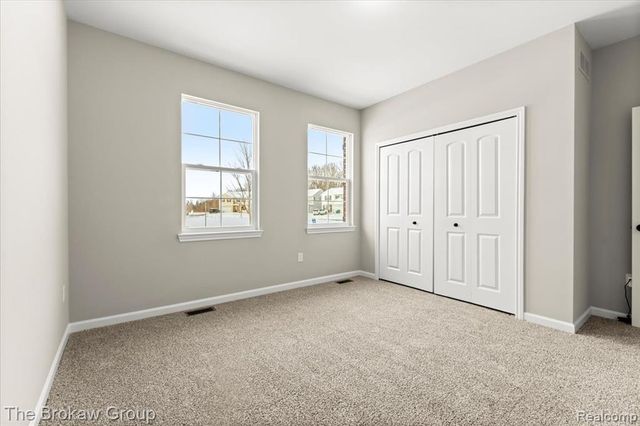 1470 Lincoln Street, Lapeer, MI 48446