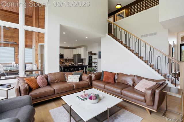 5480 Lancaster Lane, Commerce Charter Township, MI 48382