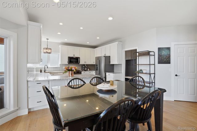 5480 Lancaster Lane, Commerce Charter Township, MI 48382