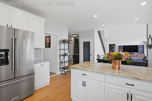 5480 Lancaster Lane, Commerce Charter Township, MI 48382