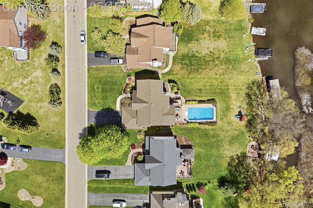 5480 Lancaster Lane, Commerce Charter Township, MI 48382
