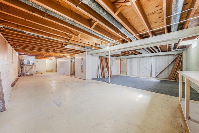 410 W MAIN STREET, Winneconne, WI 54986