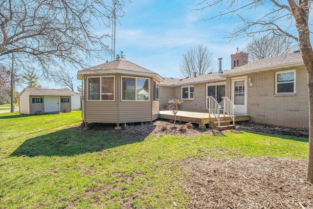 410 W MAIN STREET, Winneconne, WI 54986