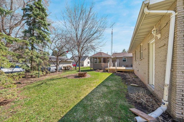 410 W MAIN STREET, Winneconne, WI 54986