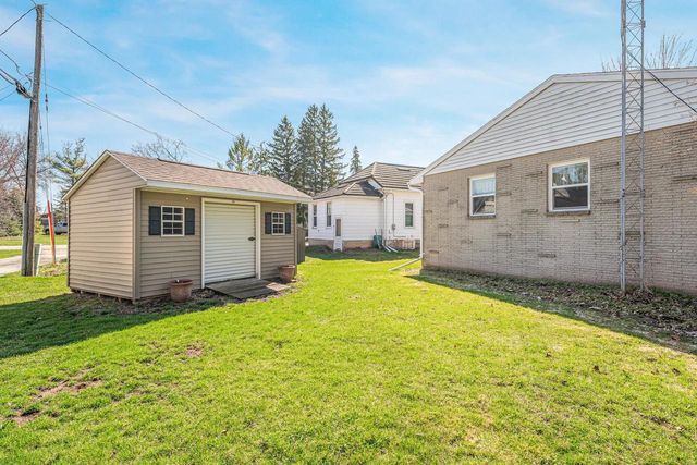 410 W MAIN STREET, Winneconne, WI 54986