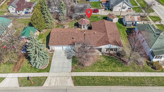 410 W MAIN STREET, Winneconne, WI 54986