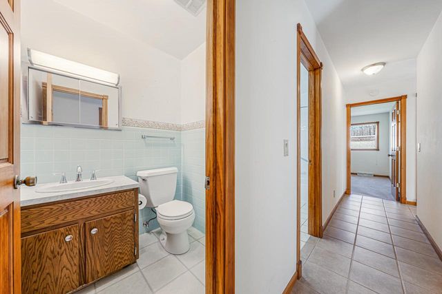 410 W MAIN STREET, Winneconne, WI 54986