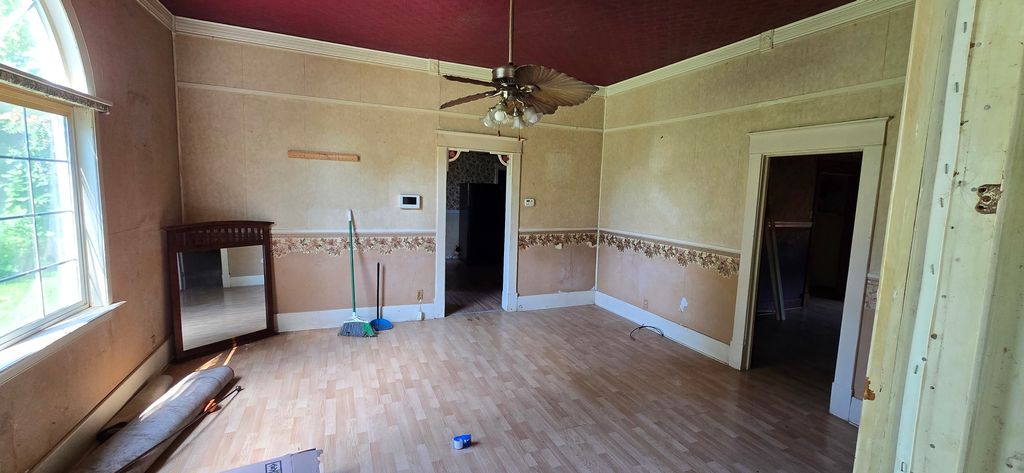 Image 2 of property listing at 514 N Cherry Street, Centralia, IL 62801