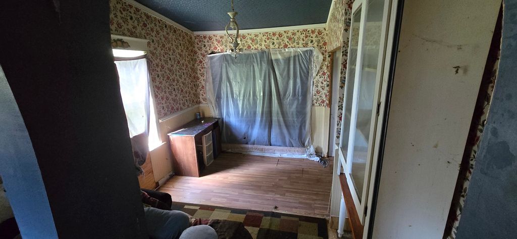Image 8 of property listing at 514 N Cherry Street, Centralia, IL 62801