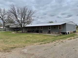 3326 E Weems Court, Granbury, TX 76049