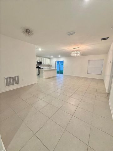 2704 PIONEER TRAIL, Eagle Lake, FL 33839
