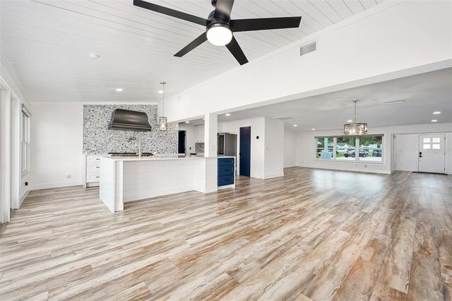 22 TIFFANY CIRCLE, Ormond Beach, FL 32174