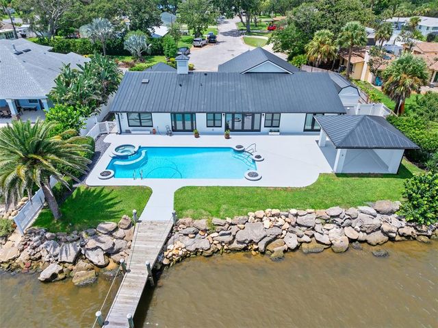 22 TIFFANY CIRCLE, Ormond Beach, FL 32174