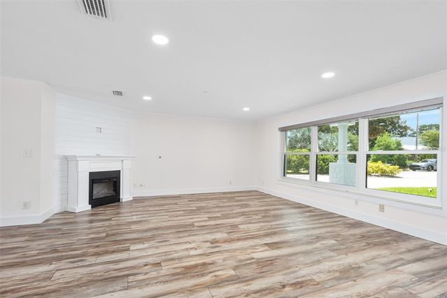 22 TIFFANY CIRCLE, Ormond Beach, FL 32174