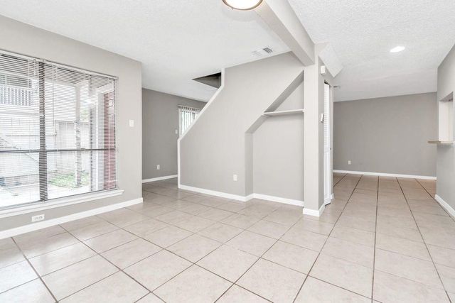 9557 Pagewood Lane 9557, Houston, TX 77063