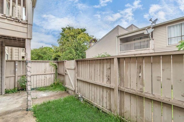 9557 Pagewood Lane 9557, Houston, TX 77063