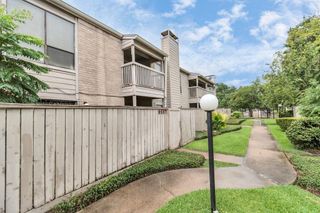 9557 Pagewood Lane 9557, Houston, TX 77063